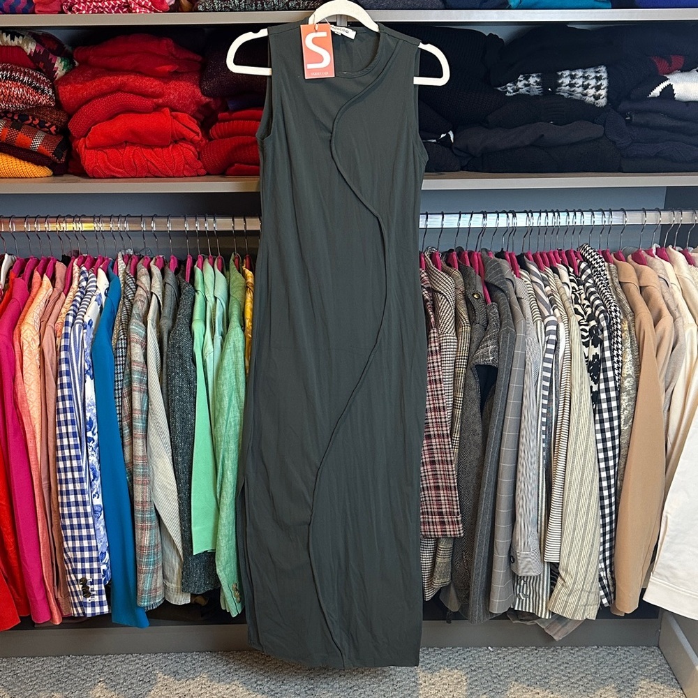 SXIDECGQI green sleeveless stretchy side slits maxi dress size XS NWT